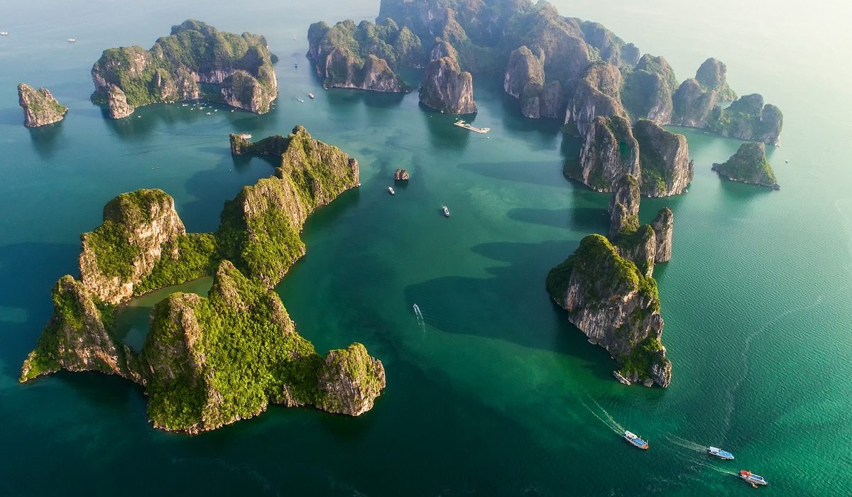 HA LONG BAY 10