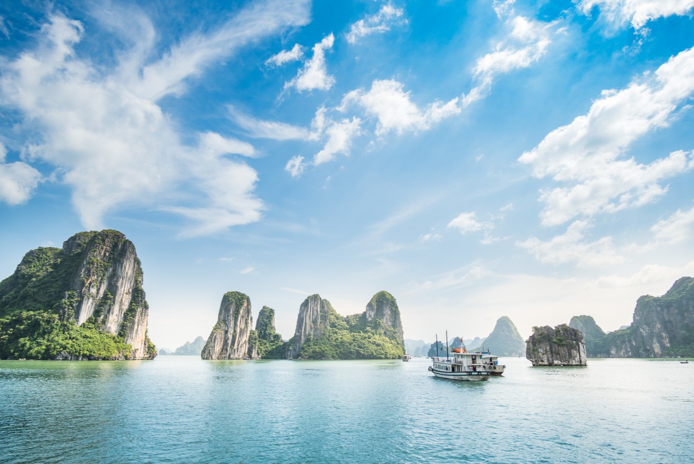 HA LONG BAY  11
