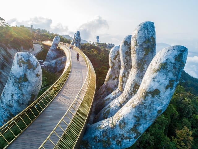 13464861-014b-4f9e-929d-f3149d37543b_sun-world-ba-na-hills-ticket-medium