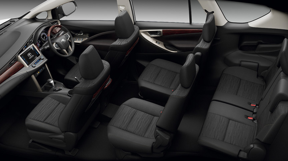Toyota-Innova-
