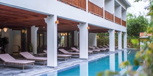 Vinh Hung Old Town Hotel