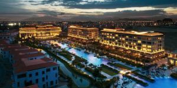 Sheraton Grand Danang Beach Resort & SPA
