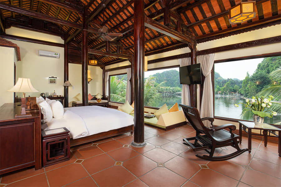 Emeralda Resort Tam Coc ​