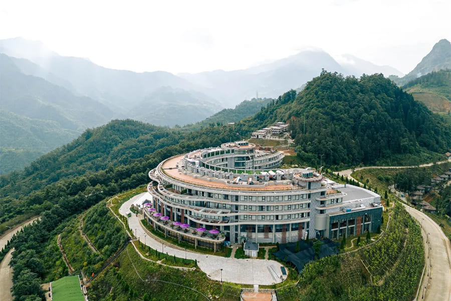 Lady Hill Sapa Resort​