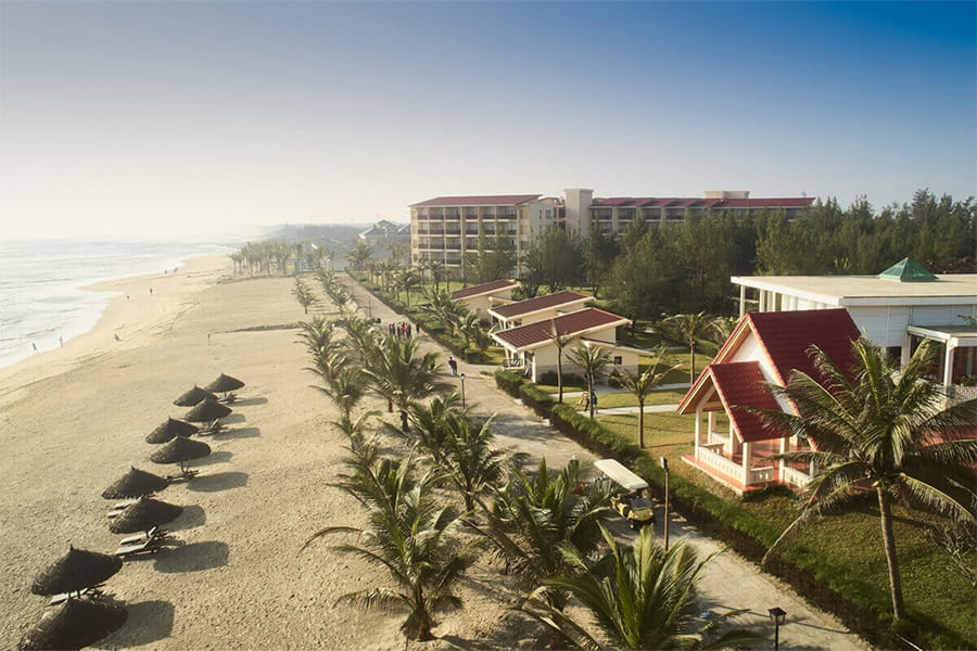 Sandy Beach Non Nuoc Resort​