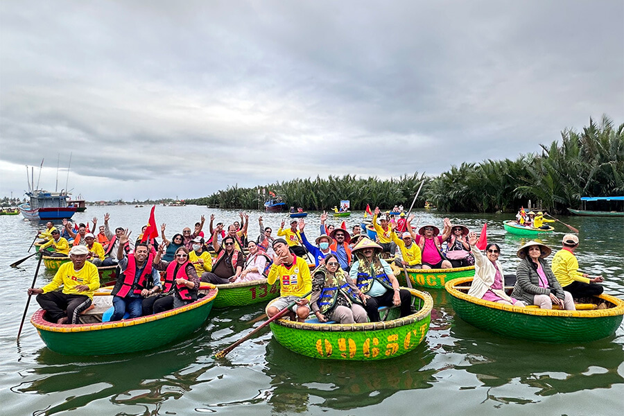 Strong Local Connections with Viet Dan Travel DMC