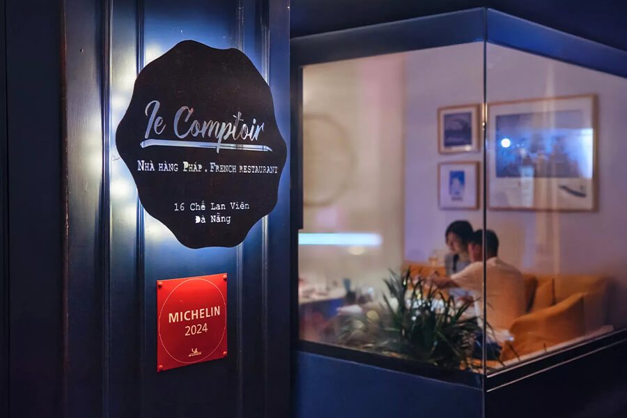 Le Comptoir Restaurant with michelin 2024