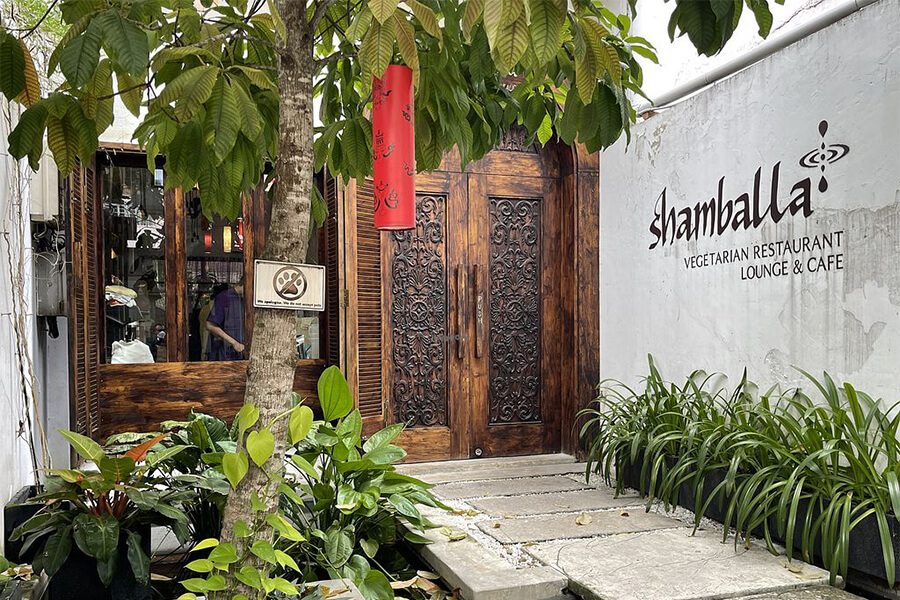 Shamballa Vegetarian, Restaurant & Lounge