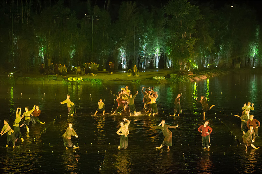 the quintessence of tonkin show - vietnam traditional performance