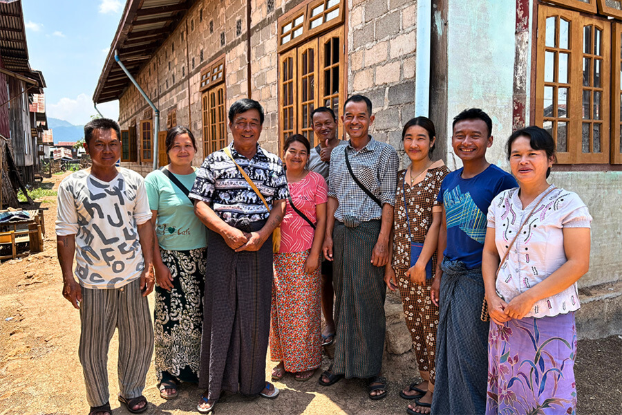 Daily Life of Myanmar People in Vietnam