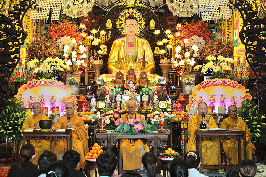 Differences of Buddhism in Vietnam and Myanmar