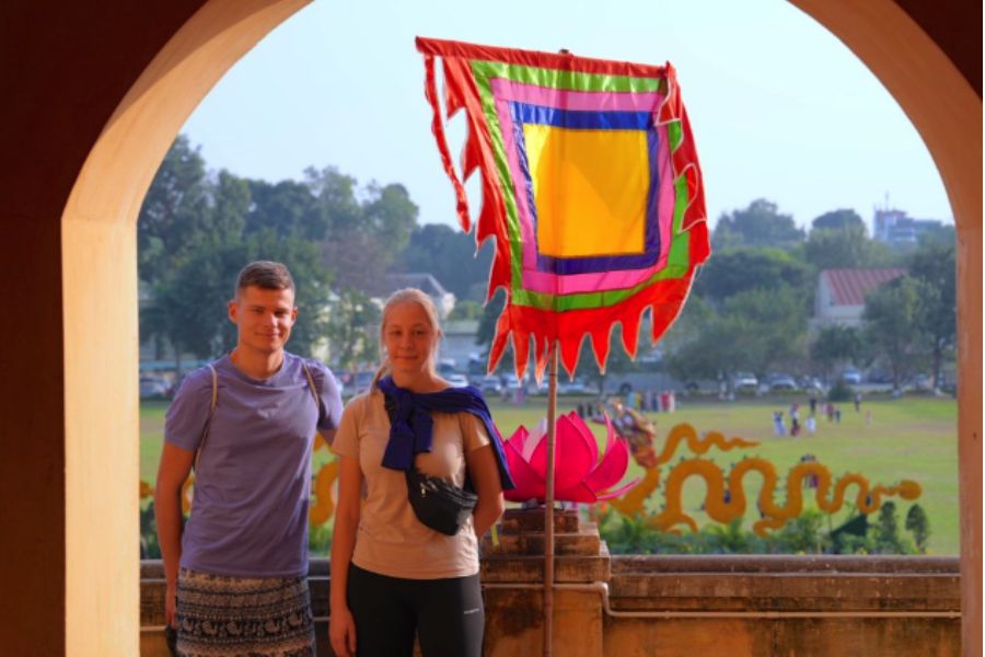 Tourists at Imperial Citadel of Thang Long