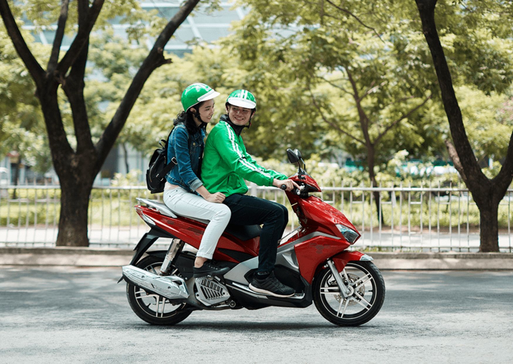 Travelling around Hanoi by GrabBike