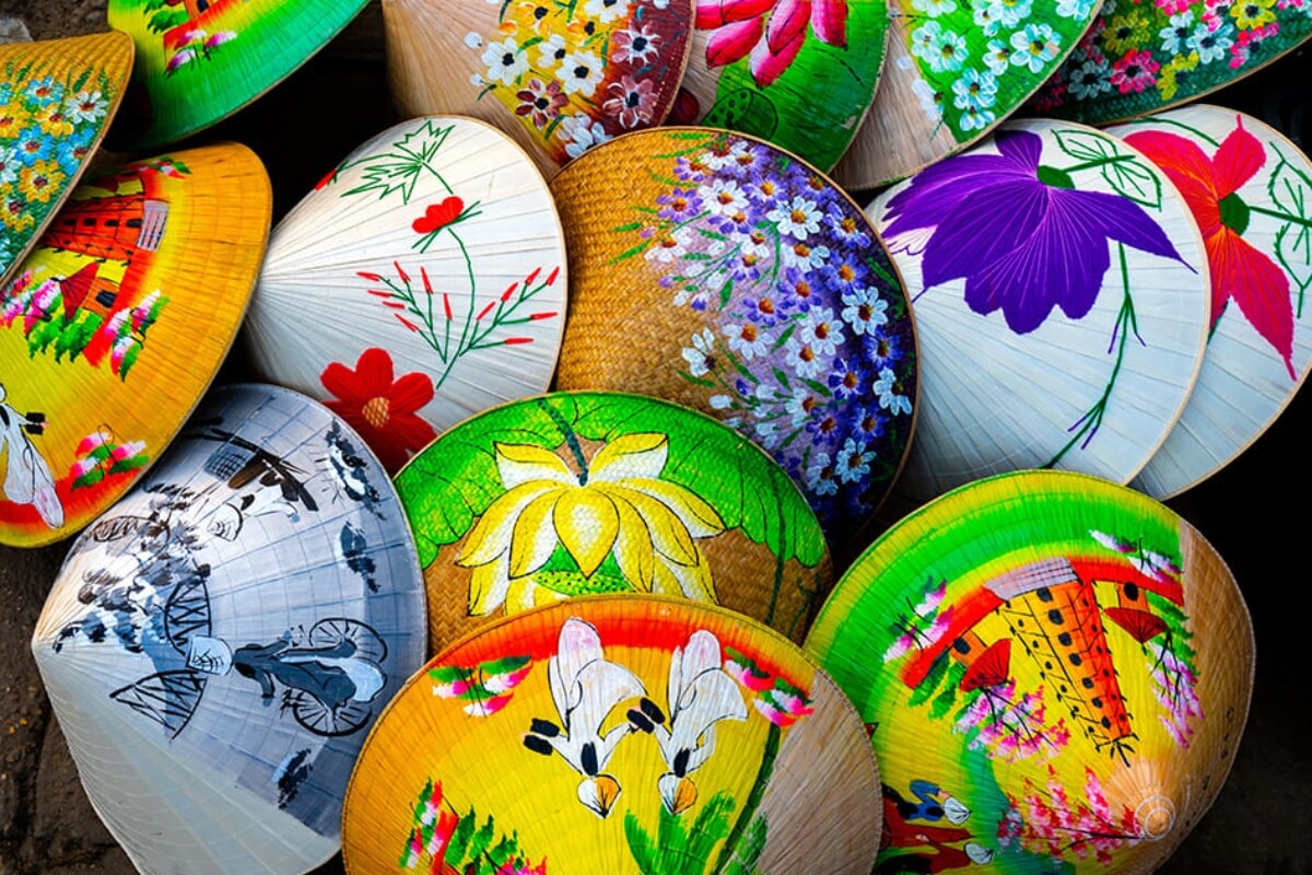 Vietnamese Conical Hats - what to buy in hanoi tours