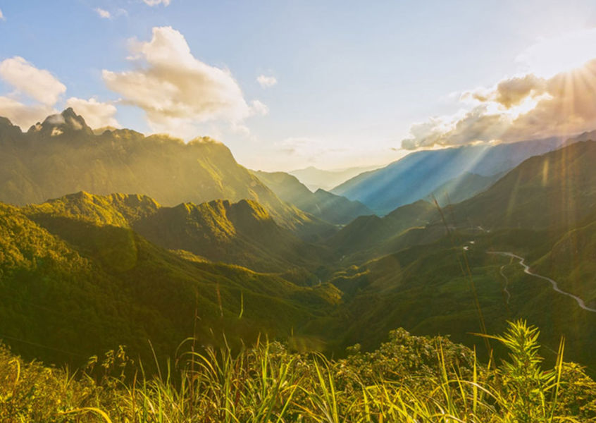 Mountain sunrise view over Tram Ton Pass, Sapa