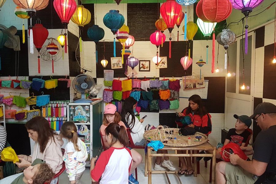 Family at The Lantern Lady Hoi An lantern making workshop