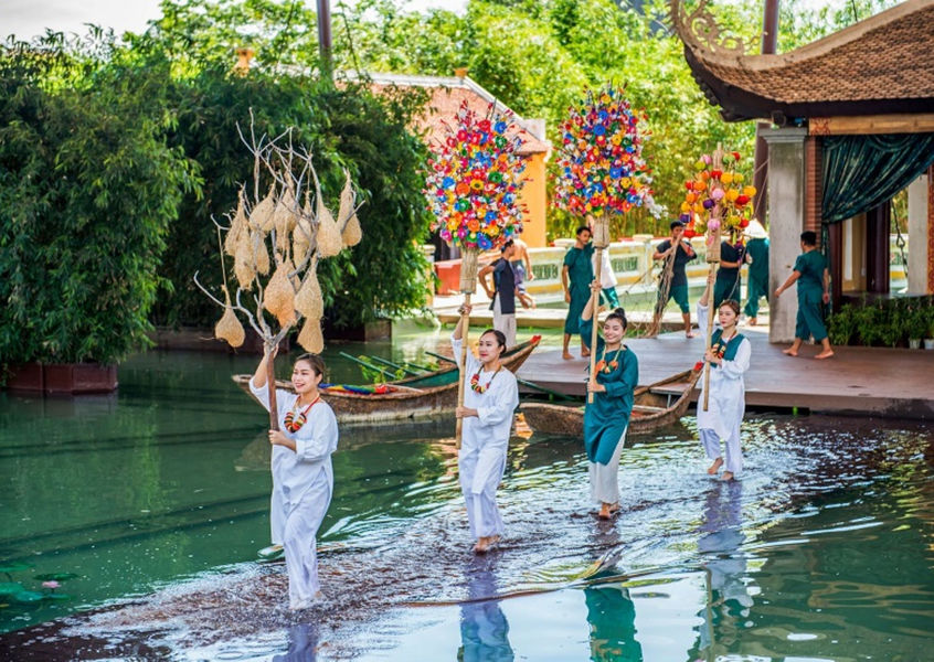 My Son Sanctuary Cham culture ritual performance