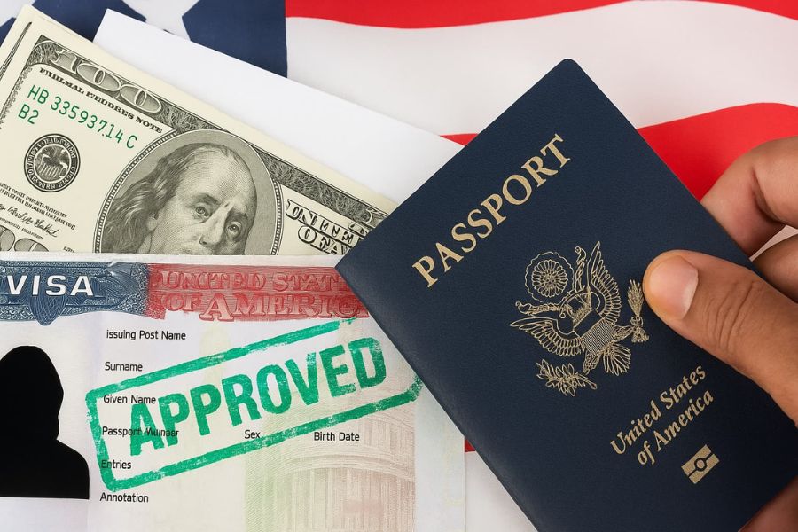 US passport with approved Vietnam e-visa application