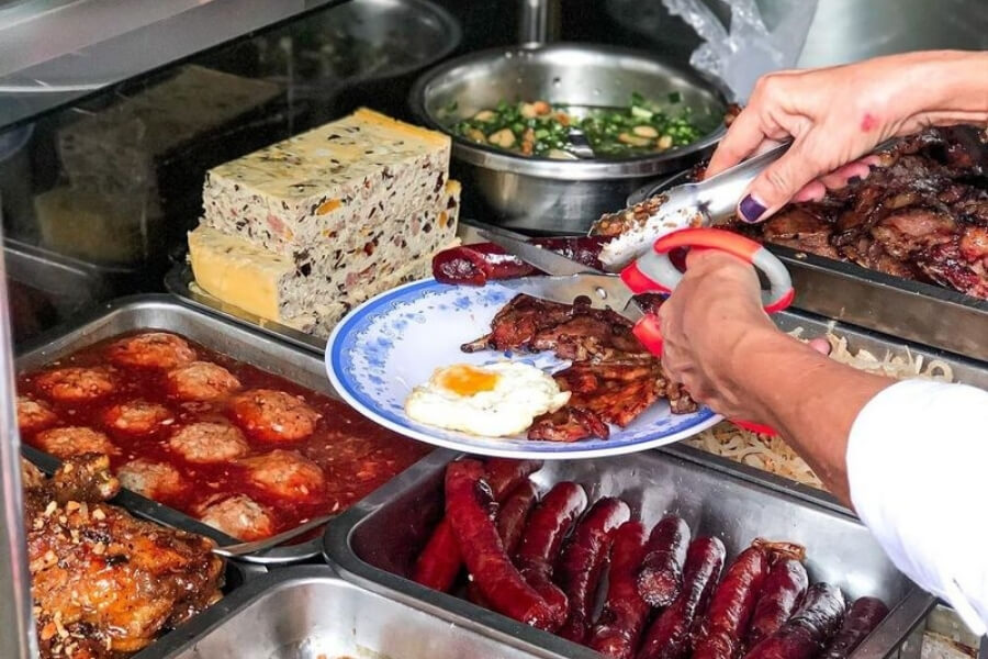 Phu Nhuan_ A Neighbourhood for Everyday Vietnamese Food